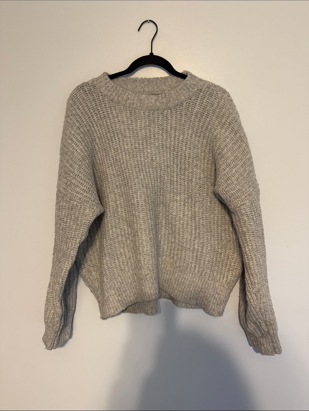 Sonoma Chunky Ribbed Crewneck Sweater in Light Gray